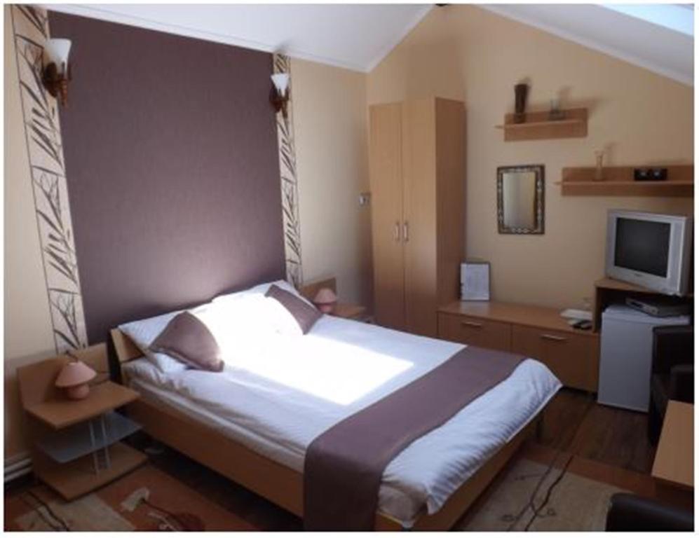 Pensiunea Pentru Tine Prietene Arcani Habitación foto